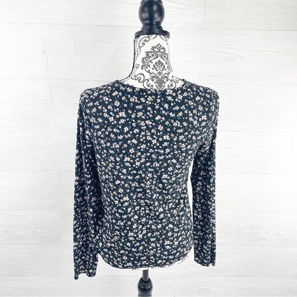 Bohme Floral Scalloped Hem Textured Crewneck Top - Picture 4 of 7